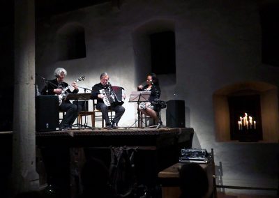 Tini Kainrath, Karl Hodina & Vlado Blum in der Mühle Ottelfingen 2014, Schweiz
